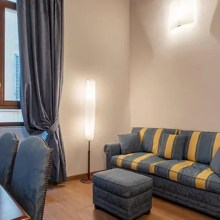Piazza Di Spagna Elegant Apartment Rome Exterior photo